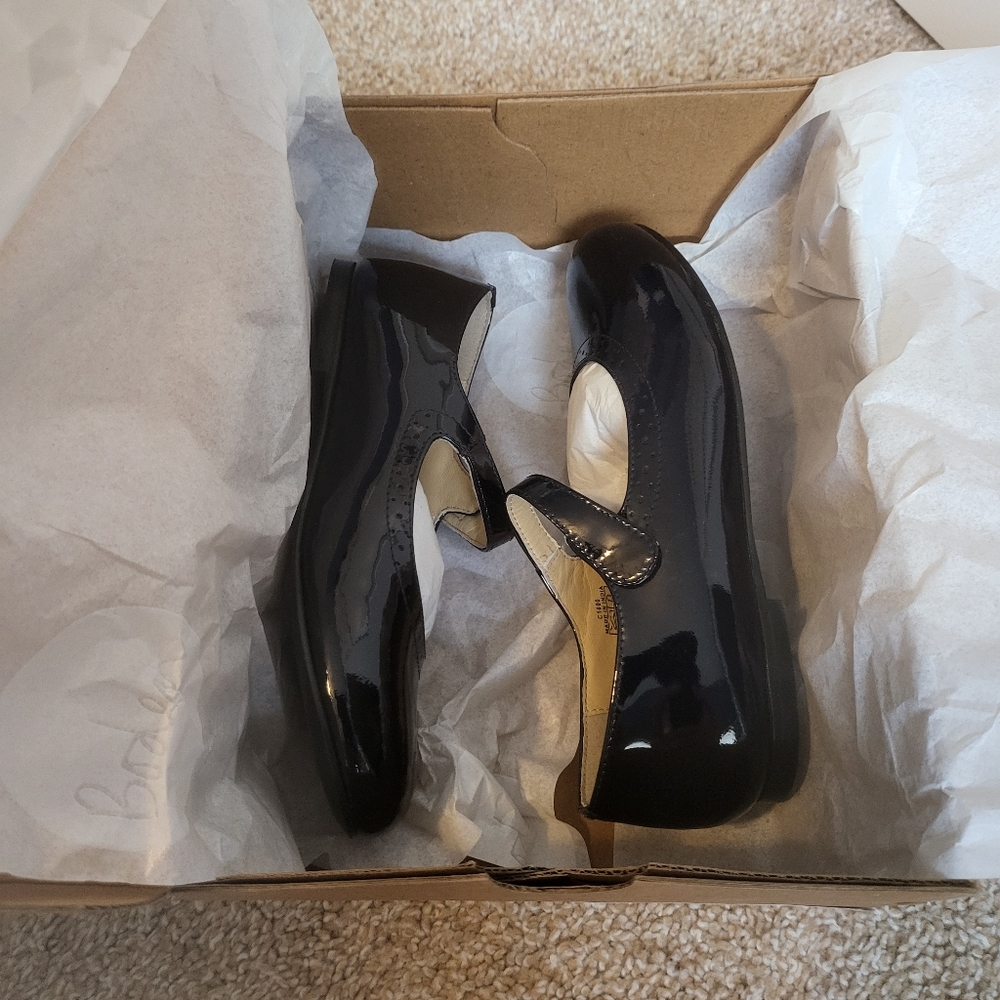 ♥️NWT♥️ BODEN GIRLS GENUINE LEATHER MARYJANES - Picture 8 of 9